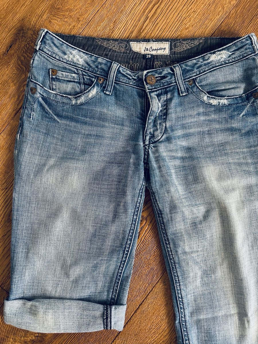 Jeans: Jeansshorts Damen Grösse 26  mit Steinen – Usato da Rodersdorf venduto da gstaad06 1