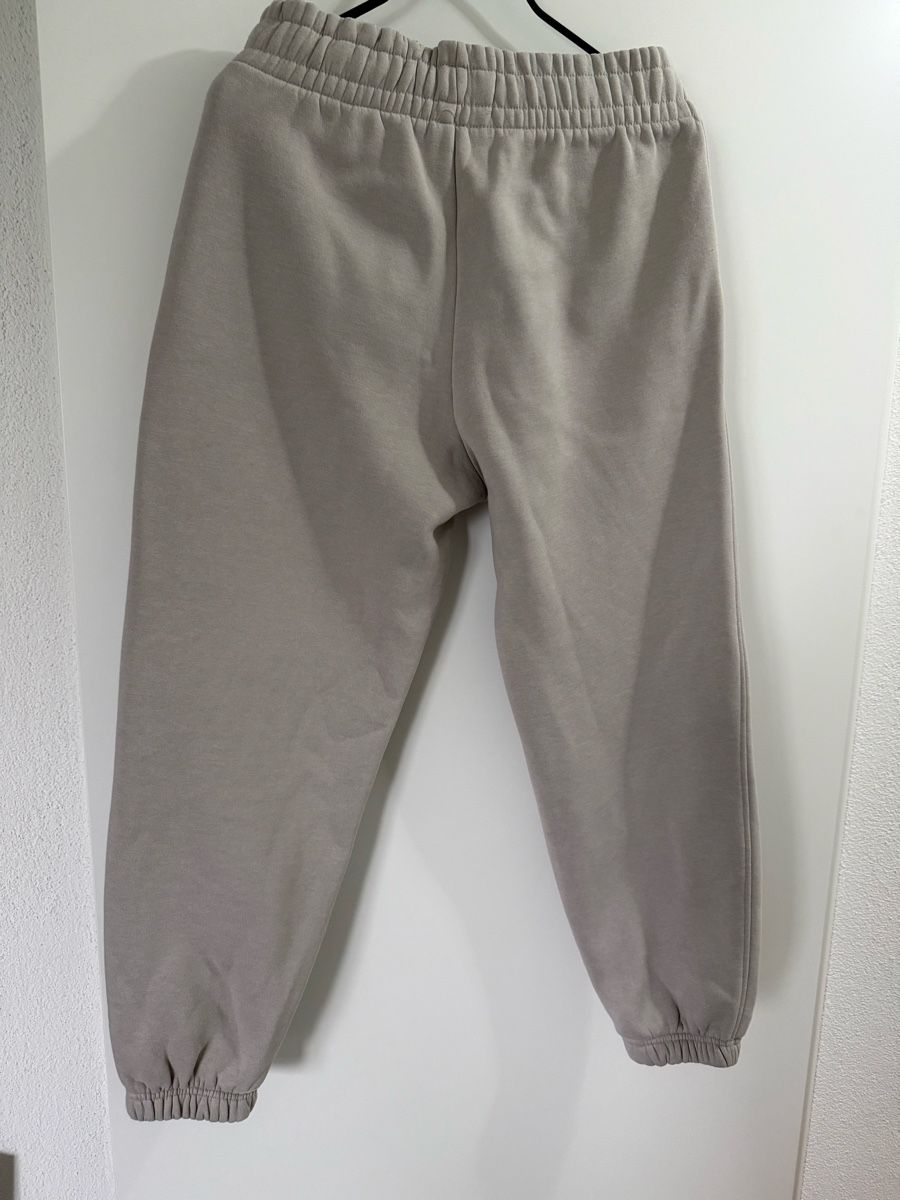 Primark Pantalons: Jogginghose, Relaxed Fit, Grösse M- Bequem! – D'occasion à Freidorf TG par Iris1970 1