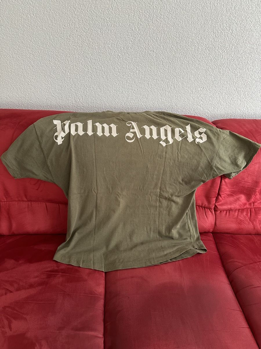 Palm Angels T-shirt: Palm Angels T-Shirt – Usato da Schwarzenburg venduto da micmag