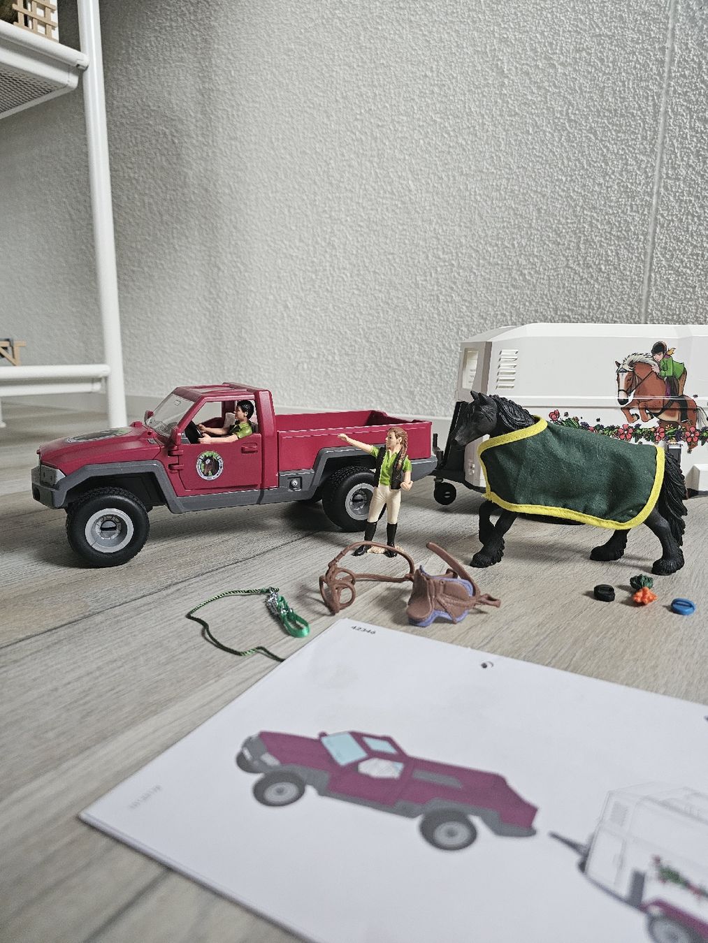 Schleich Giocattoli: Schleich Pickup mit Pferdeanhänger – Usato da Bätterkinden venduto da Pescelino