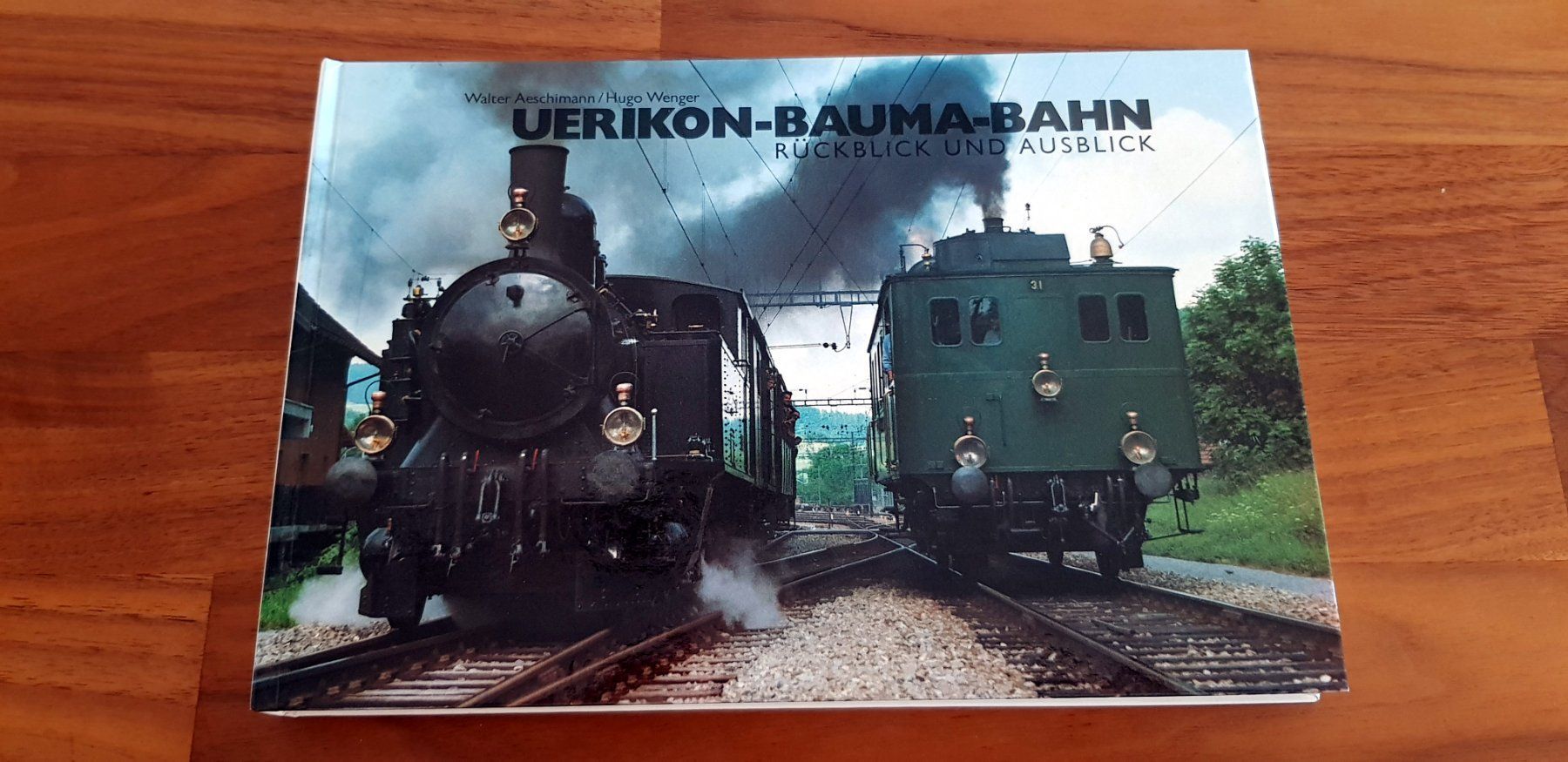 Libri: Üerikon-Bauma-Bahn Rückblick – Usato da Birrwil venduto da dirtyoldtown