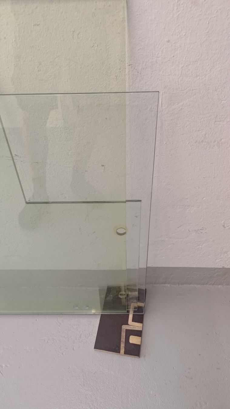 Bicchieri: Grosse 8mm Glasscheiben VSG, ESG, Vitrinenglas – Usato da Gerzensee venduto da cobo02 5