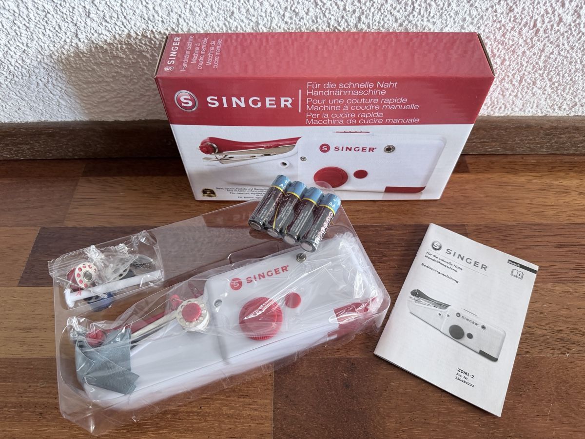 Singer Nähmaschinen: Machine à coudre manuelle SINGER, neuf – Neu und originalverpackt aus Givisiez von krl_8f2w