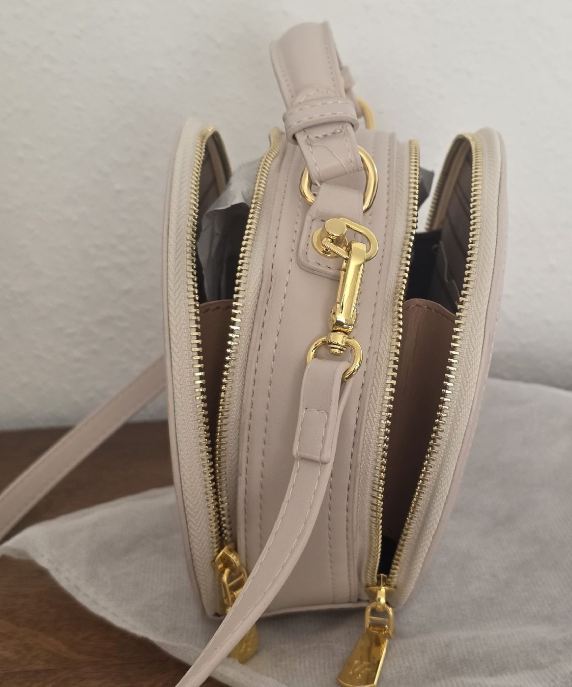 Borse da donna: Wunderschöne Handtasche, neu, nie gebraucht! – Nuovo e nell'imballaggio originale da Rheinsulz venduto da Gilea 5