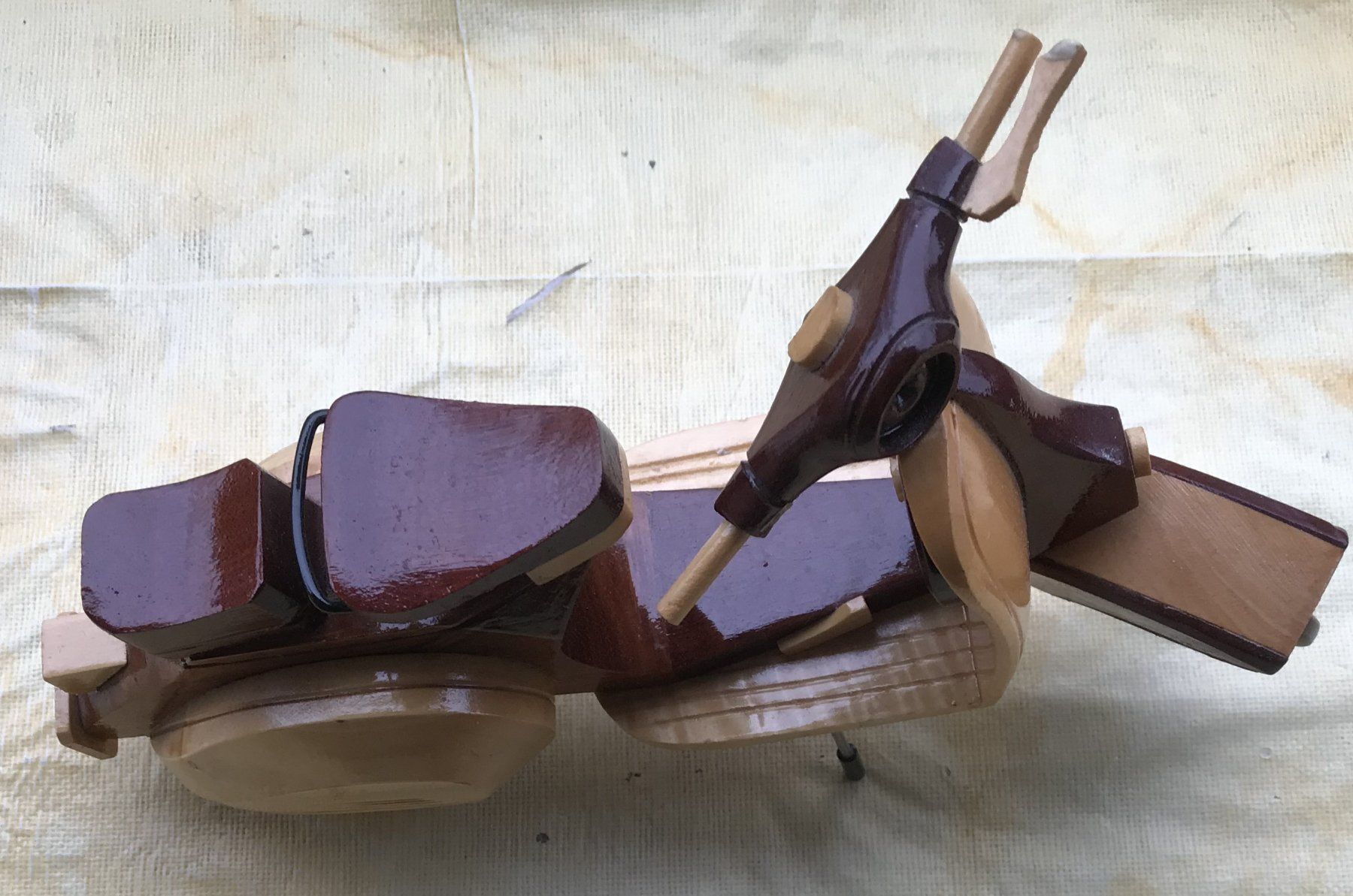 Kit di modellismo & Modellini statici: VESPA AUS HOLZ – Usato da Ostermundigen venduto da wini63 1