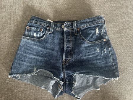 Levi's 501 Shorts Damen Grösse W26 W30 Dunkelblau guter Zust