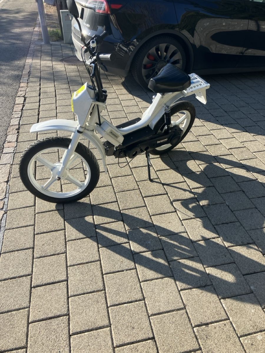 Ciclomotori: Piaggio Super Bravo – Usato da Fehraltorf venduto da Seven007