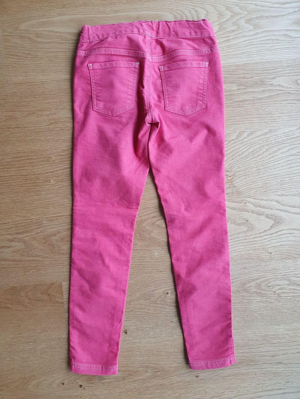 Benetton Pantalons: Hose pink Gr. 140 von Benetton – D'occasion à Villars-sur-Glâne par richardette 2