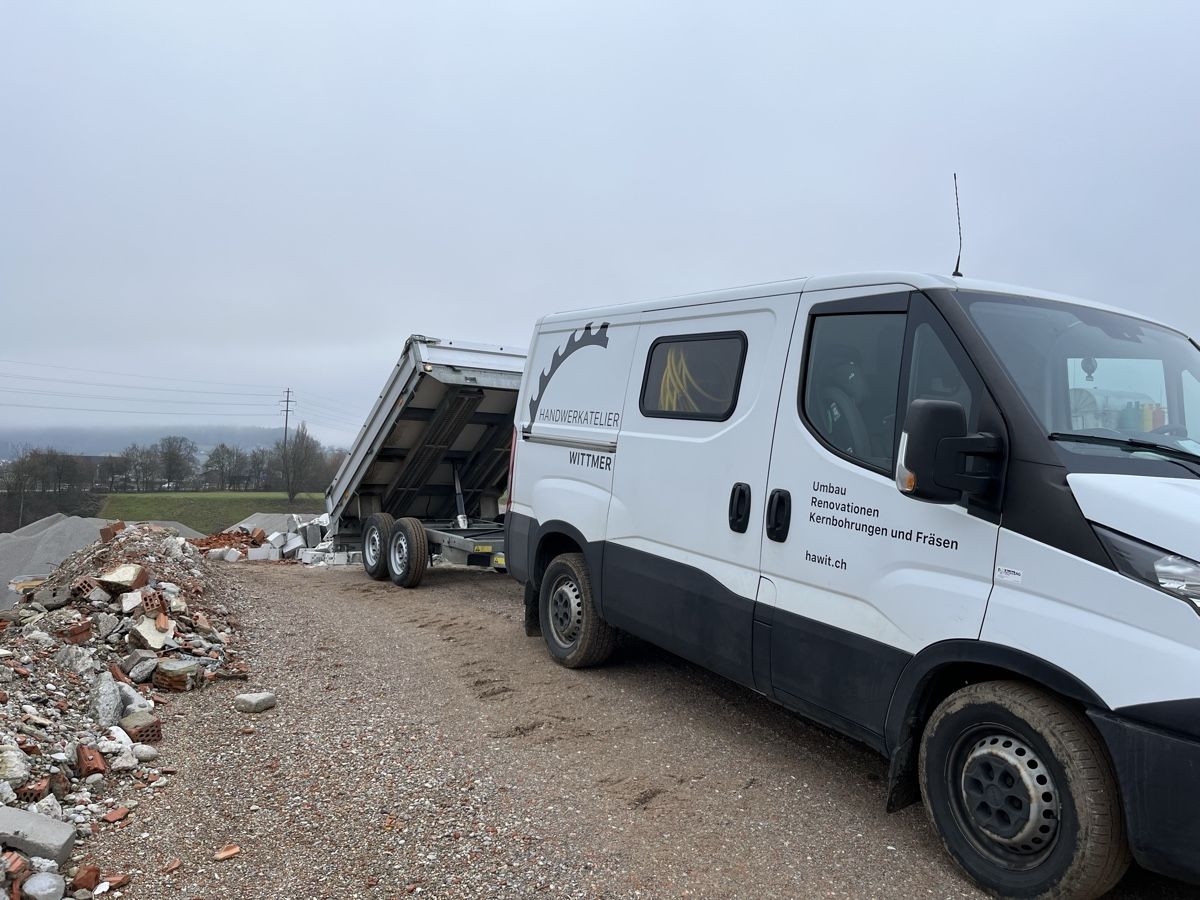 Autoribaltabili: Heckkipper 3000kg Tagesmiete – Usato da stüsslingen venduto da sime91