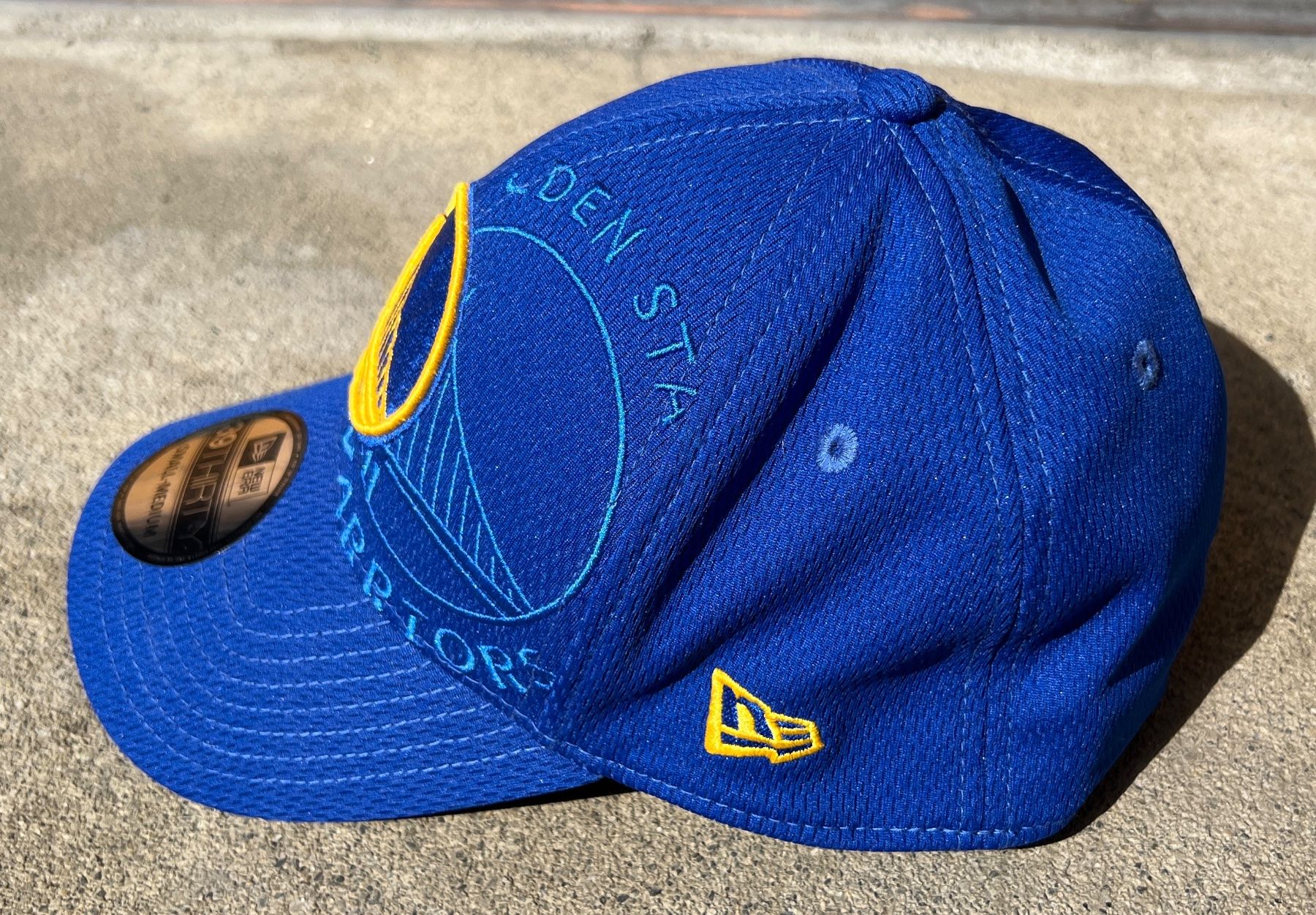 New Era Copricapi, berretti & cappellini: Golden State Warriors Cap - Grösse Small/Medium – Usato da Brunnen venduto da Bonitoman 1
