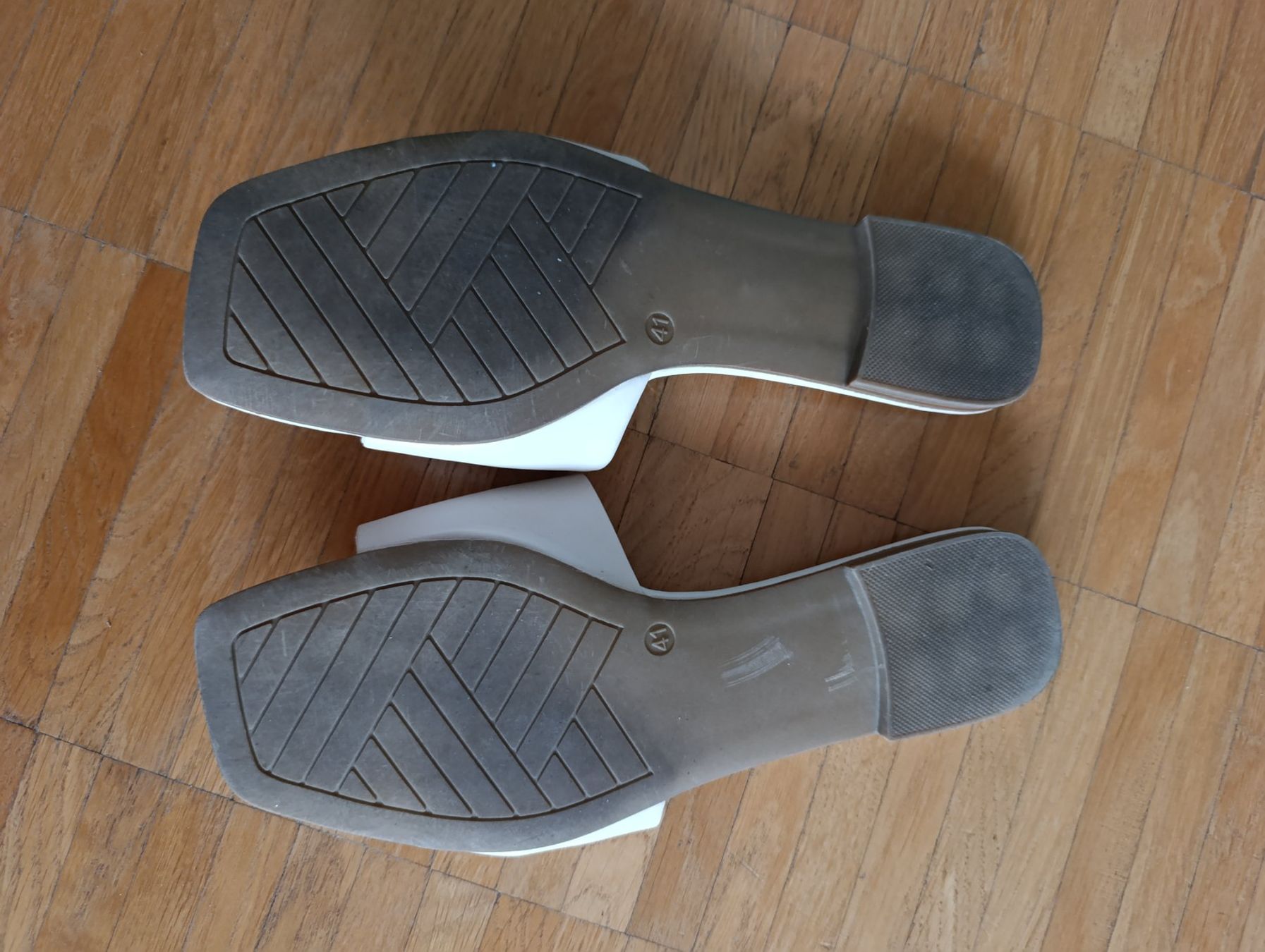 Scarpe da donna: Sommer Schuhe Flats Damen, Gr. 41 – Usato da Zürich venduto da mir_2kjl 2