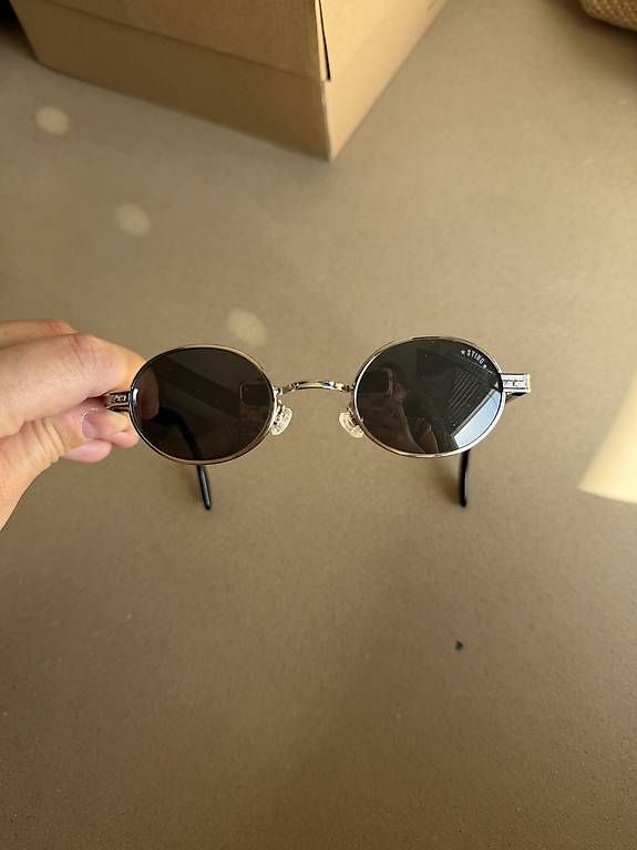 Lunettes & Verres: Runde sting Sonnenbrille – D'occasion à Chur par van_6qs7 2