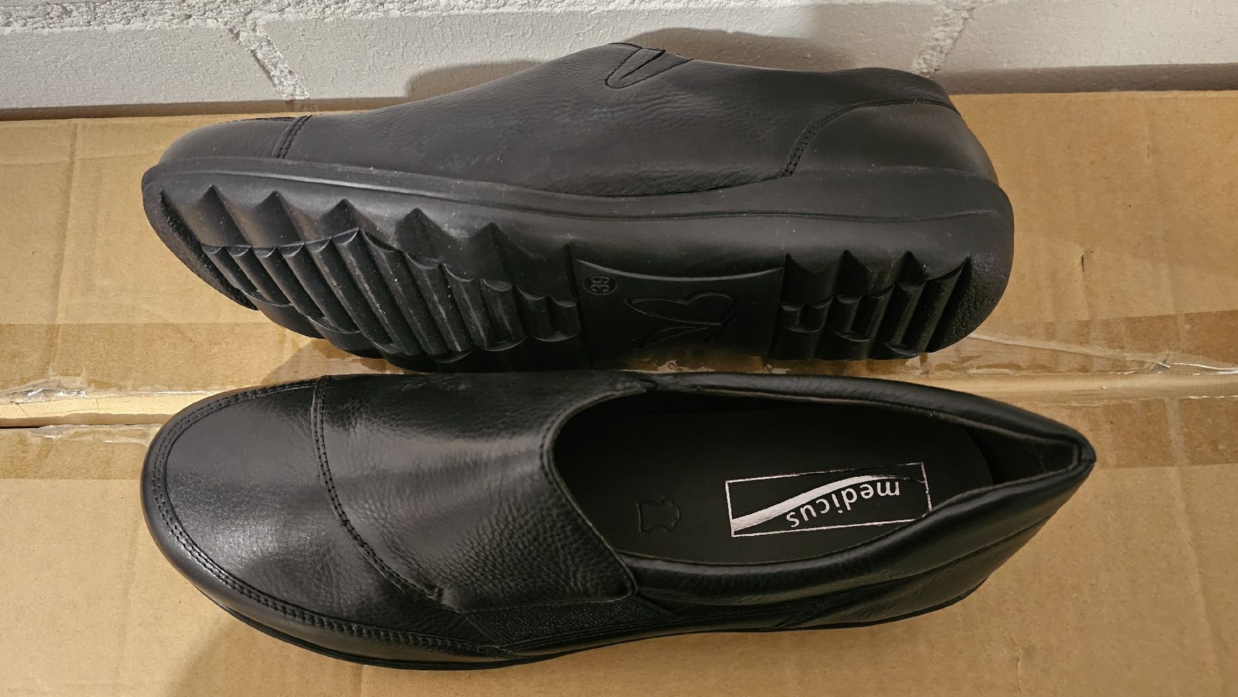 Damenschuhe: NEUE Medicus Schuhe, Gr. 39, Form Vera, Weite H – Neu und originalverpackt aus Arbon von Flyaway8 1