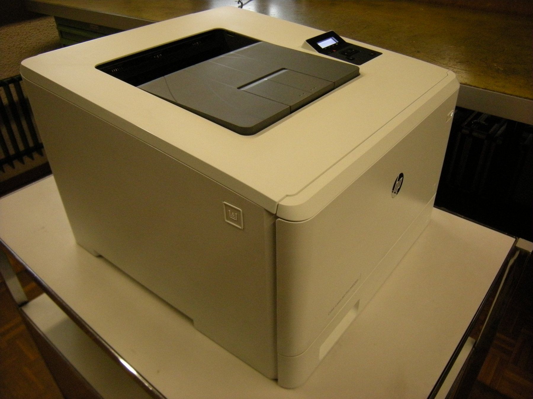 HP Color LaserJet Pro M452dn (Defekt) in Pfaffhausen für CHF 90 – nur ...