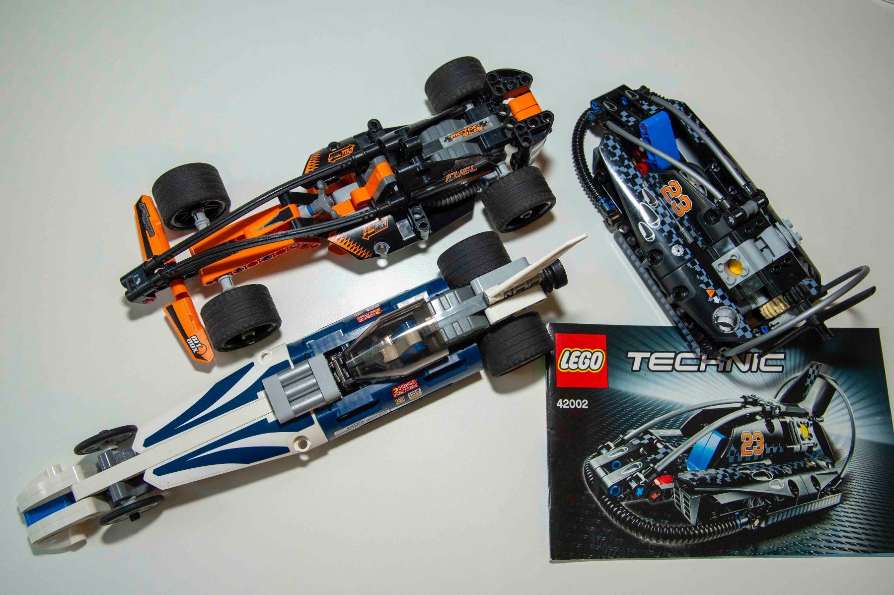 Lego Spielzeuge: Lego Technik: zwei Autos, ein Luftkissenboot – Gebraucht aus Schwerzenbach von floridan 1