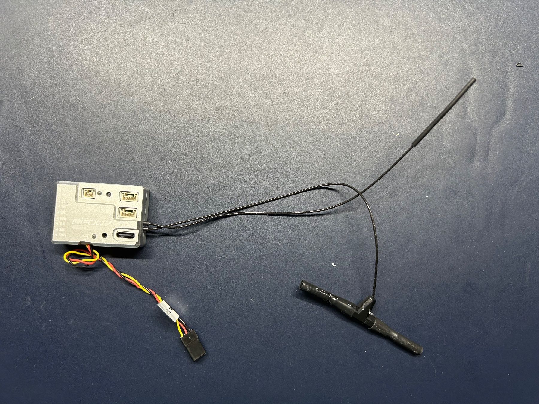 FrSky RC Modellbau: Frsky Vantac RF007 Tandem – Gebraucht aus Worb von myd_tjy8 2