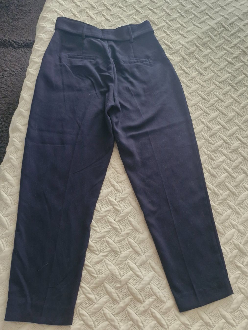 Jeans: ONLY Mom Jeans / MANGO Paperbag Hose – Gebraucht aus Affoltern am Albis von and_w2gp 3