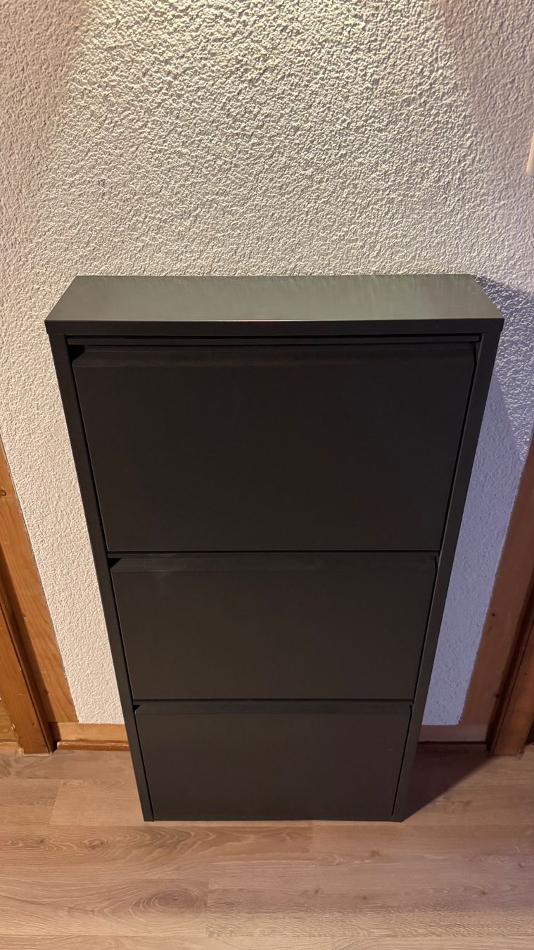 Scaffali: Schuhregal anthrazit – Usato da Worb venduto da nmvd