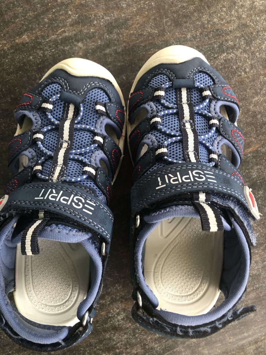 Esprit Chaussures garçon: Sandalen Kinder – D'occasion à Solothurn par galinka