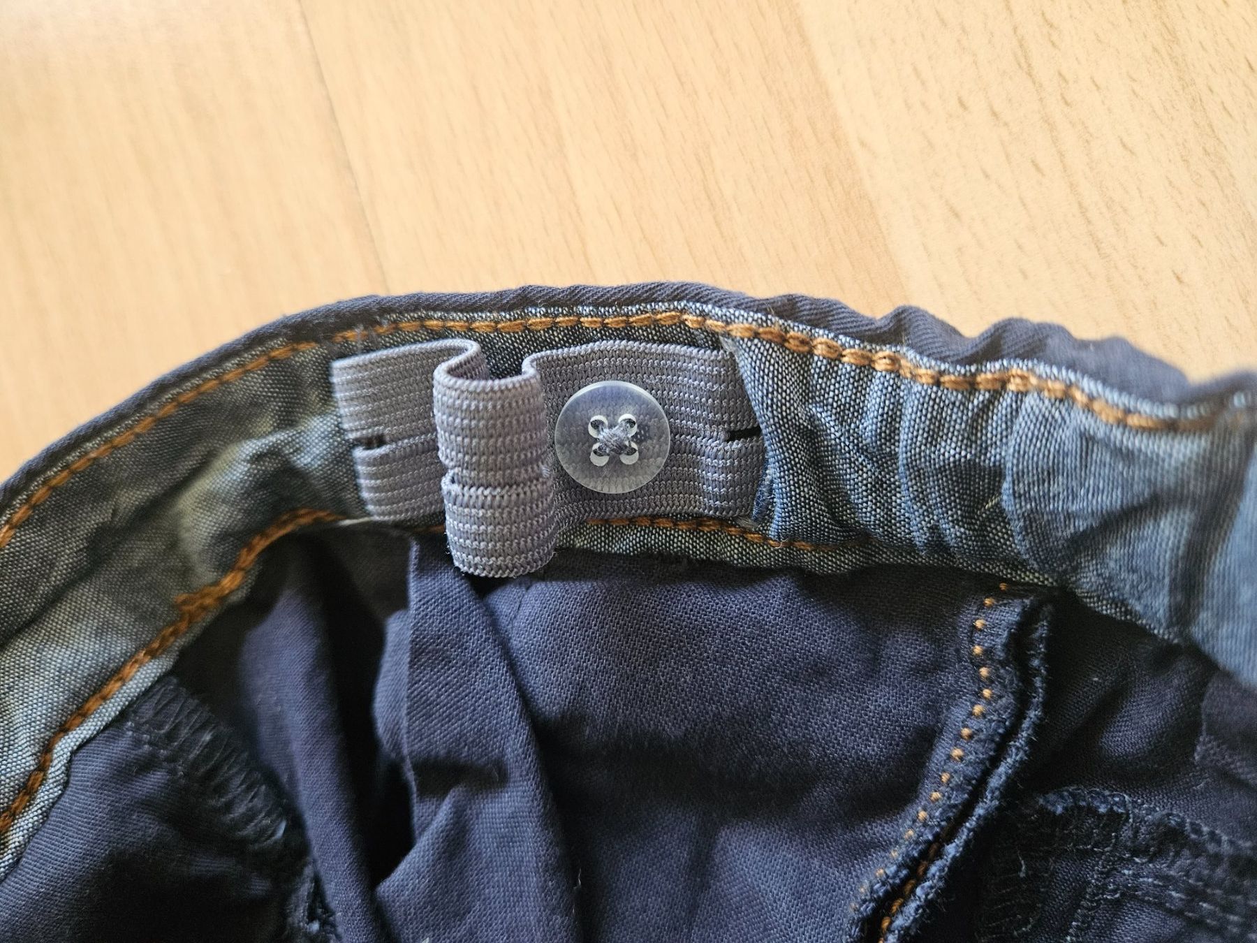 H&M Hosen: H&M Hose Gr. 92 – Gebraucht aus Zürich von Kris8050 4