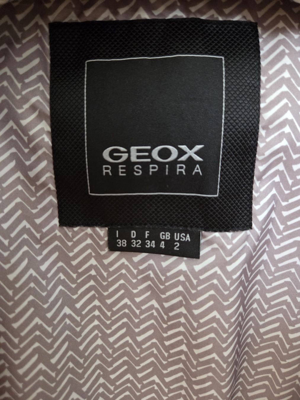 Giacche: Jacke GEOX – Usato da Liebefeld venduto da ana_-_ 3