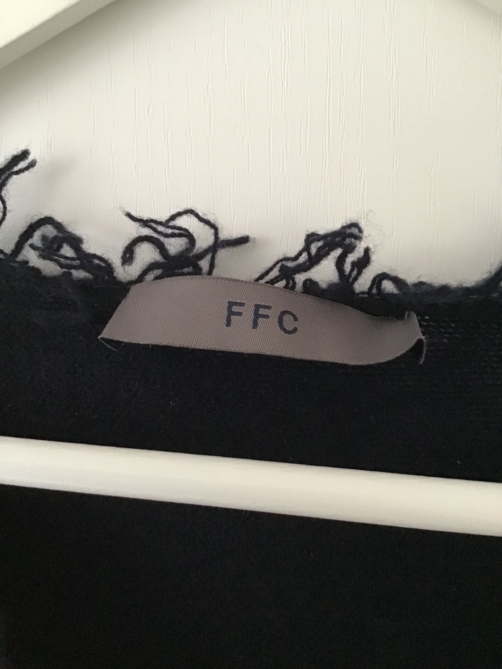Maglioni & Felpe: FFC PULLOVER DUNKELBLAU GRÖSSE XS – Usato da Glattfelden venduto da ire_w6h2 2