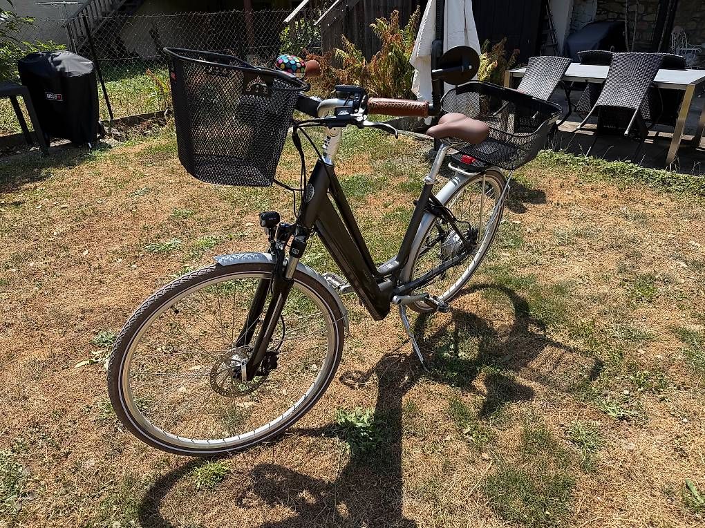 Velos: E-Bike Allegro Acil 03 28' – Gebraucht aus Auvernier von Luciforms