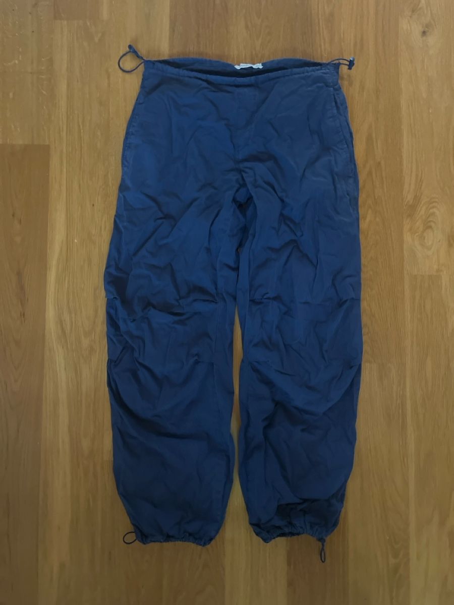 Vol libre: Blaue parachute Pull&Bear Hose  – D'occasion à Niederönz par sop_9rdc