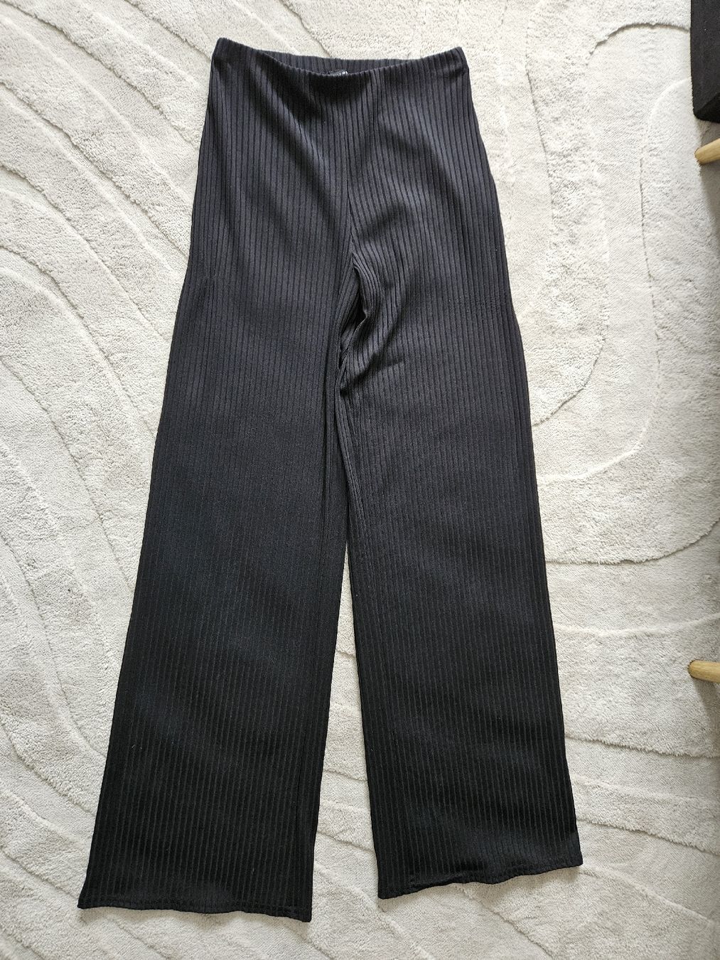 New Look Pantaloni: New Look Hose/Wide Leg/ Gr 36 – Usato da Baar venduto da BlackCat_13