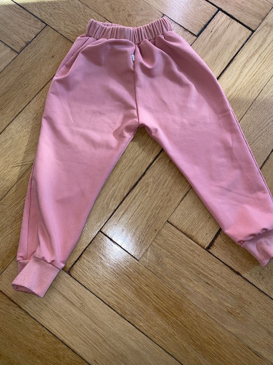 Pantaloni: Hose pink Gr. 86 – Usato da Bern venduto da Elisa64 1