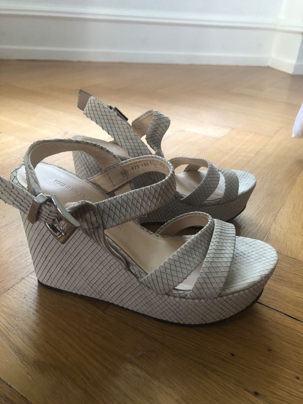 Kennel + Schmenger Scarpe da donna: Kennel & Schmenger Wegde Sandale - 39 – Usato da Basel venduto da Marlen18 1