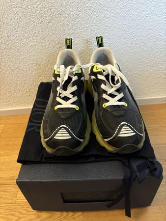 Dior vibe sneakers