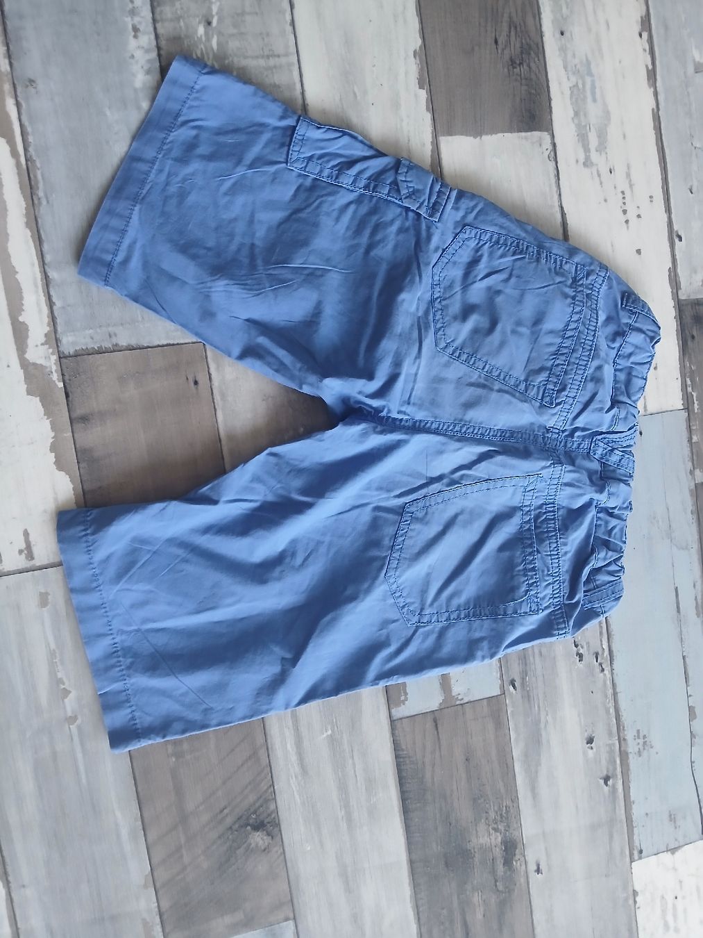 Pantaloni: 128 dünne Sommer shorts blau luftig leicht – Usato da Sevelen venduto da boutiquenounou 1