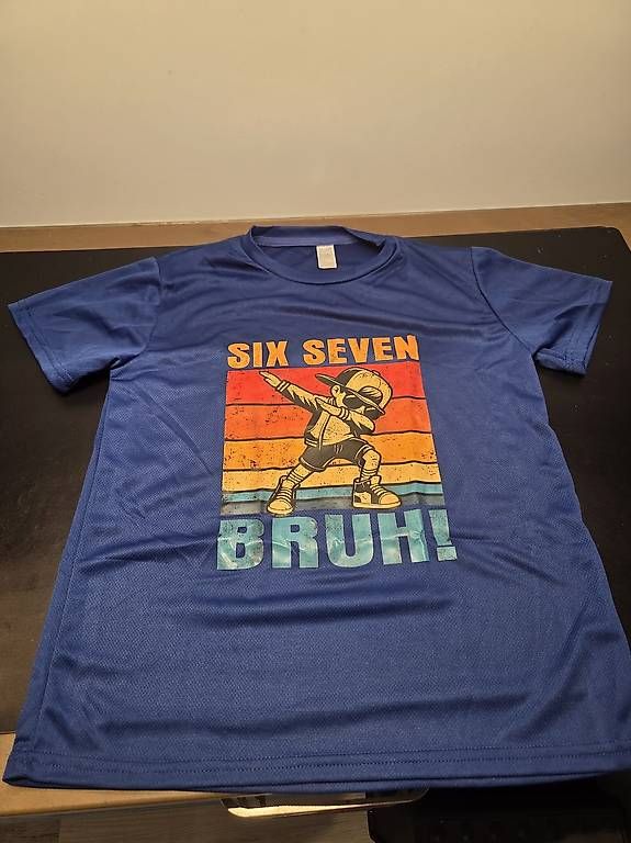 Camicie, T-shirt & Polo: T-Shirt Six Seven – Nuovo (secondo la descrizione) da Büttenhardt venduto da Cardman