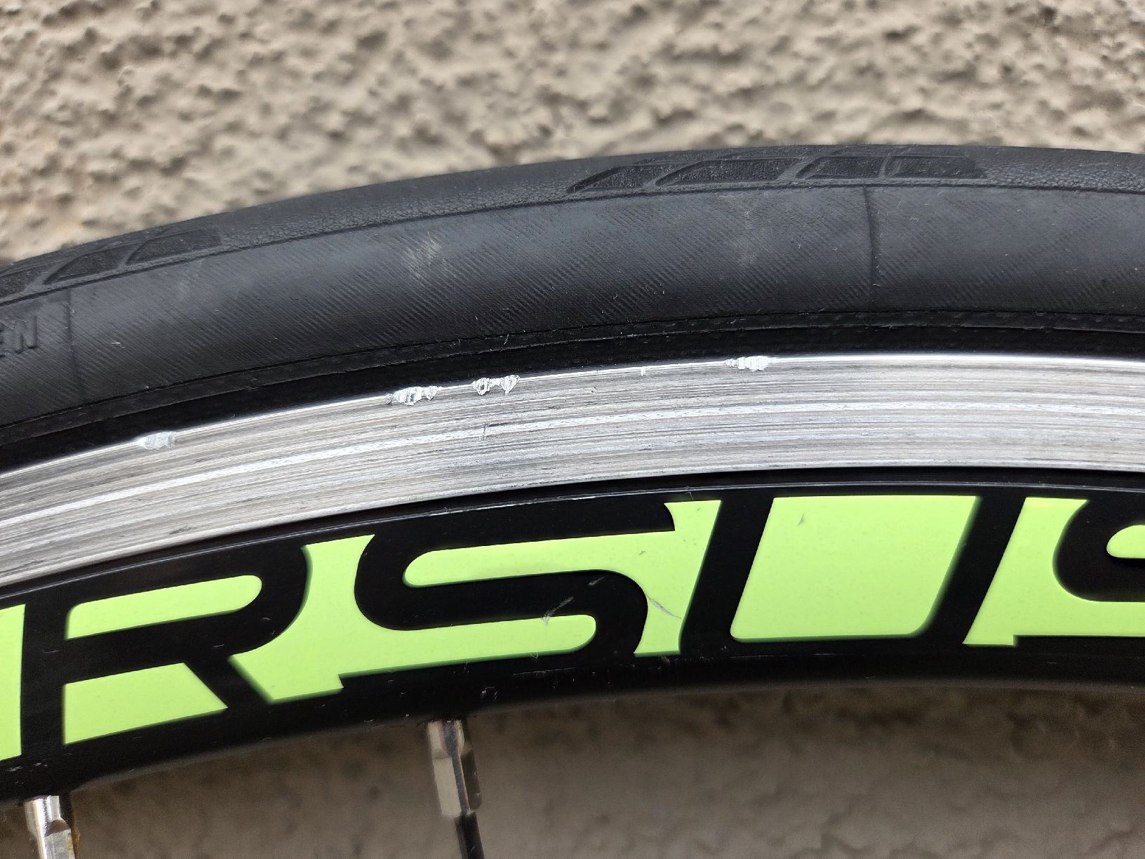 Pneumatici & Ruote complete: Ursus IZAR Radsatz – Usato da Zürich venduto da Integrator 8