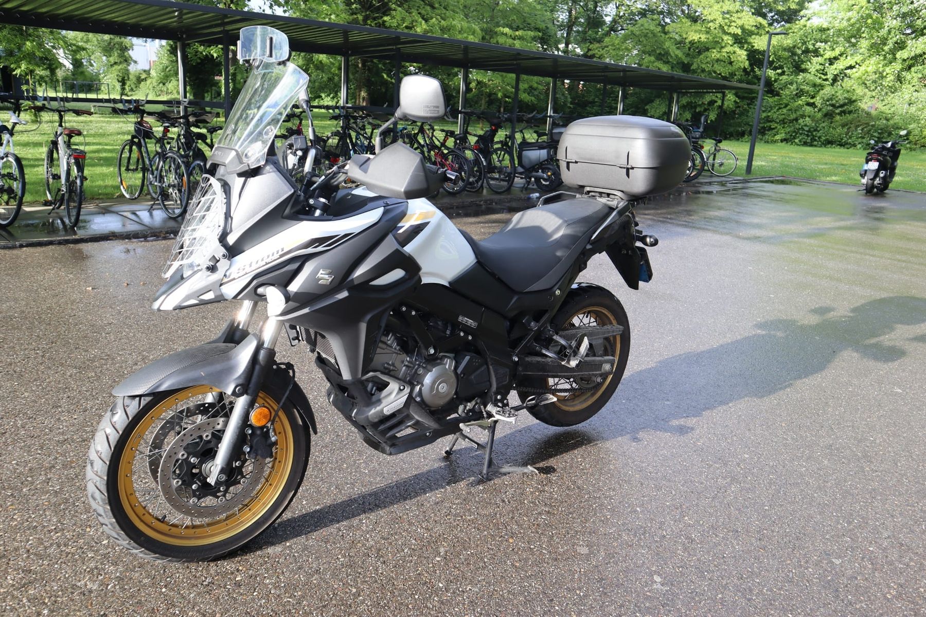 Suzuki Enduro: Suzuki V-Strom Xt 650 – Usato da Birsfelden venduto da AlexSpende24 3
