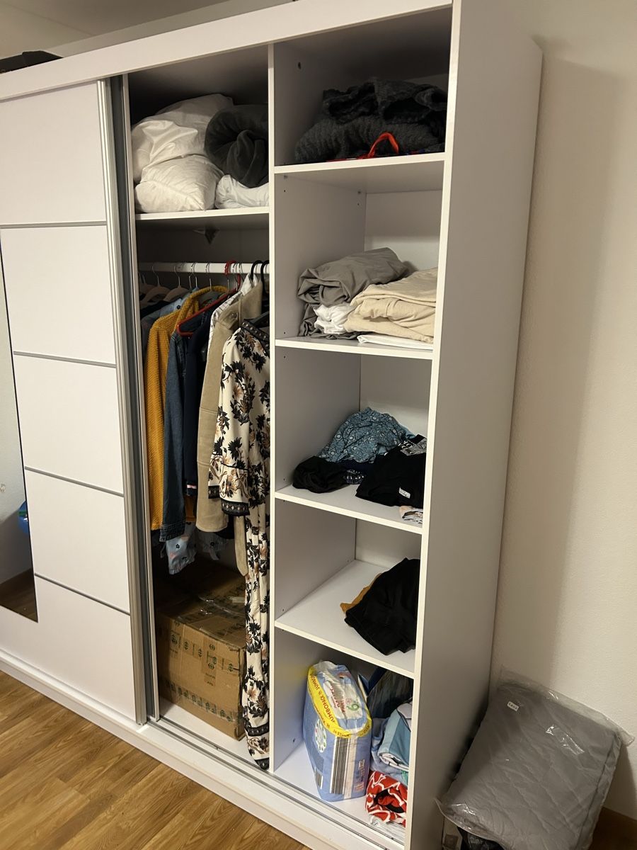 Schränke: Kleiderschrank 201x216 – Gebraucht aus Wohlen AG von PavleBogdan 1