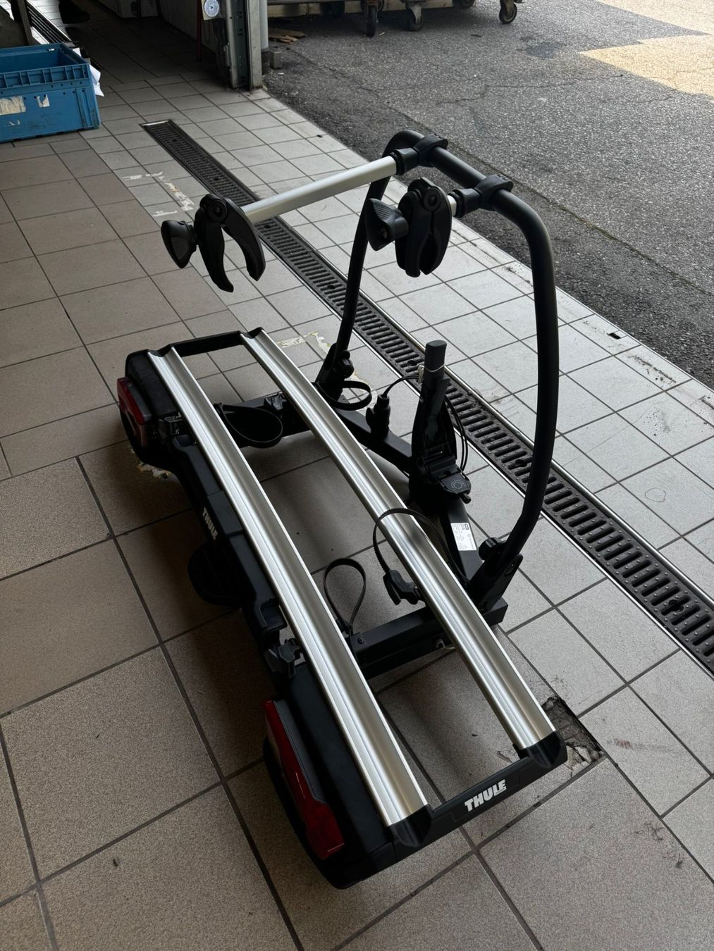 Thule Alle Autoersatzteile: Porte-vélos Thule XT2 – Neu (gemäss Beschreibung) aus VOUVRY von Cornut 2