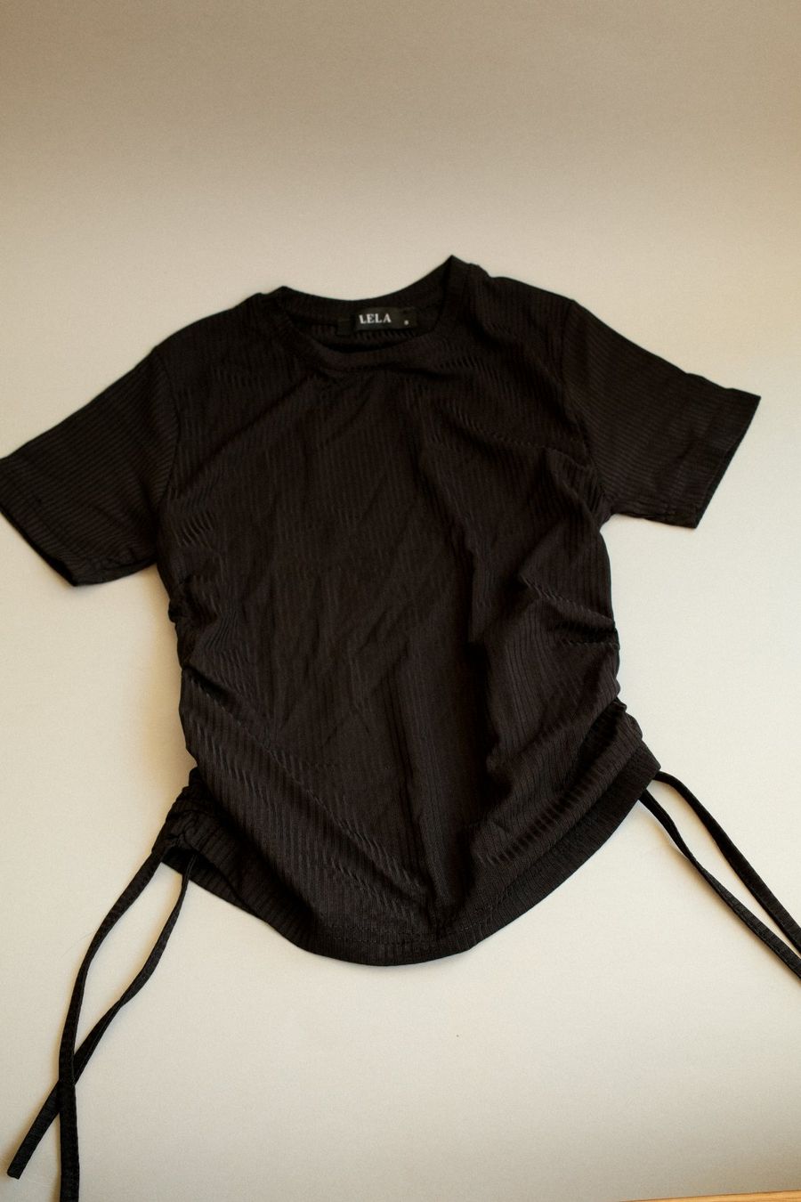 T-shirt: Lela T-Shirt – Nuovo (secondo la descrizione) da Luzern venduto da scudoboy