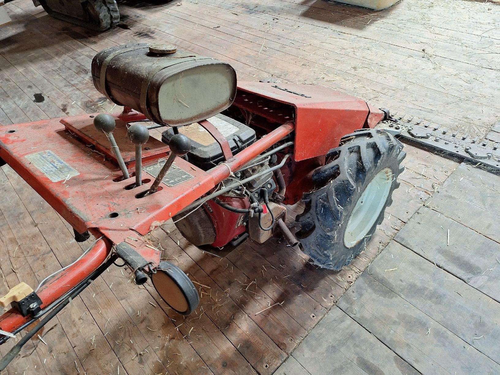 Bucher Tutte le macchine: Bucher Motormäher – Usato da Eptingen venduto da Bobbl1 2