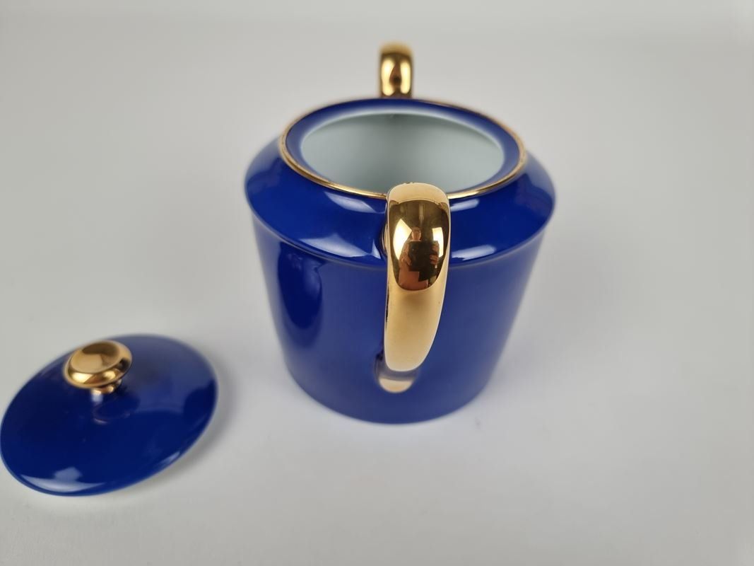 Services de table: Porzellandose mit Deckel – D'occasion à Urtenen-Schönbühl par Restwert_Schoenbuehl 3