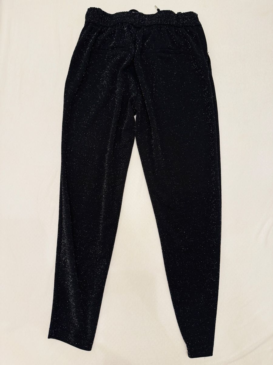 Pantaloni: Schwarze Glitzerhose Grösse 38 – Usato da Frauenfeld venduto da _smile_w 6