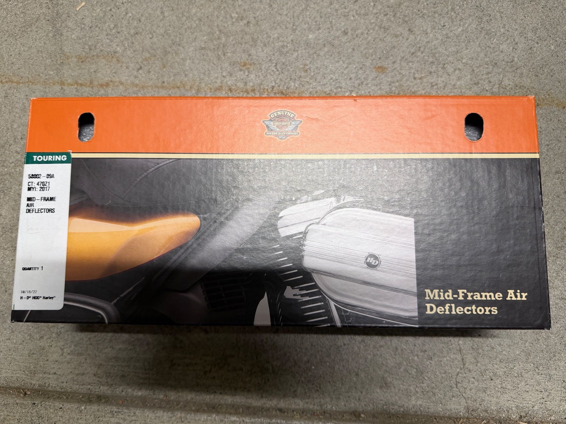 Harley-Davidson Tutti i ricambio per moto: 58002-09A Harley-Davidson Mittelrahmen Windabweiser – Nuovo e nell'imballaggio originale da Ostermundigen venduto da jas_9j7d 1