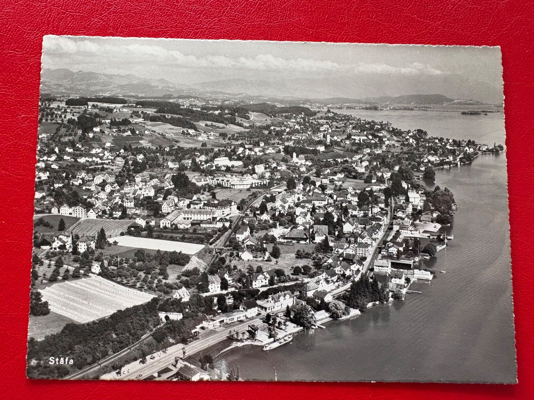 Cartoline postali: Flugaufnahme Stäfa ZH – Usato da St-Légier-Chiésaz venduto da Theo006