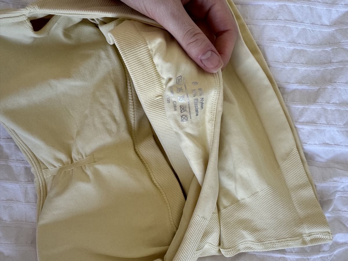 Tops: Yeoreo Top / Sport – Neu (gemäss Beschreibung) aus Zürich von afcvx 3