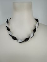 Glasperlen Halskette, Handmade, neuwertig, Spiraldesign