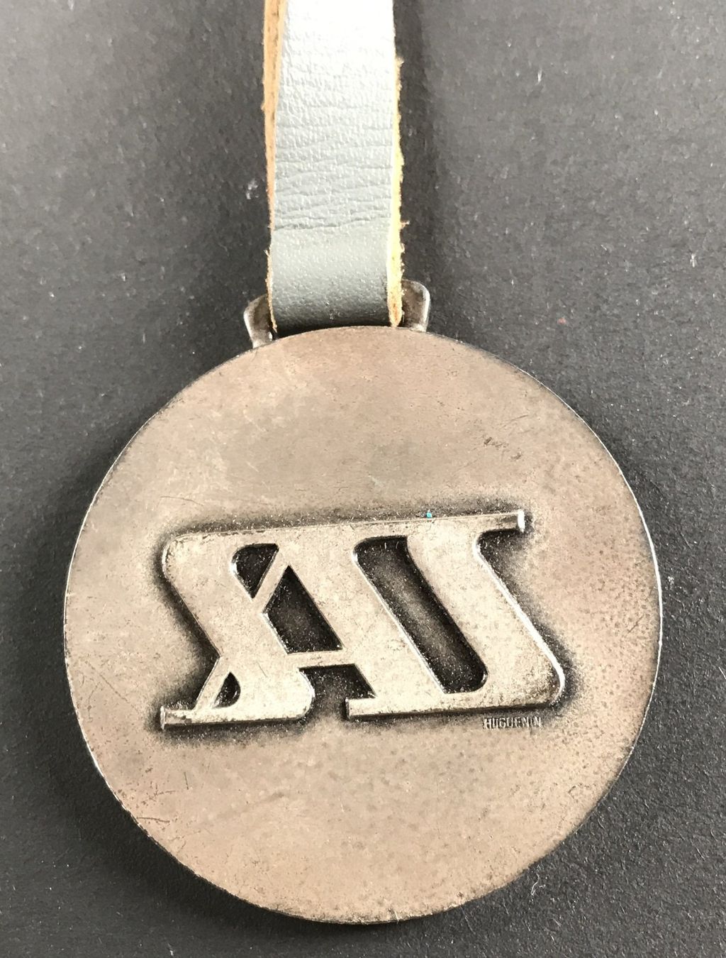 Placchette & Badge: ANTIKE PLAKETTE CHATEAU D'OEX 1959 – Usato da Ostermundigen venduto da wini63 2
