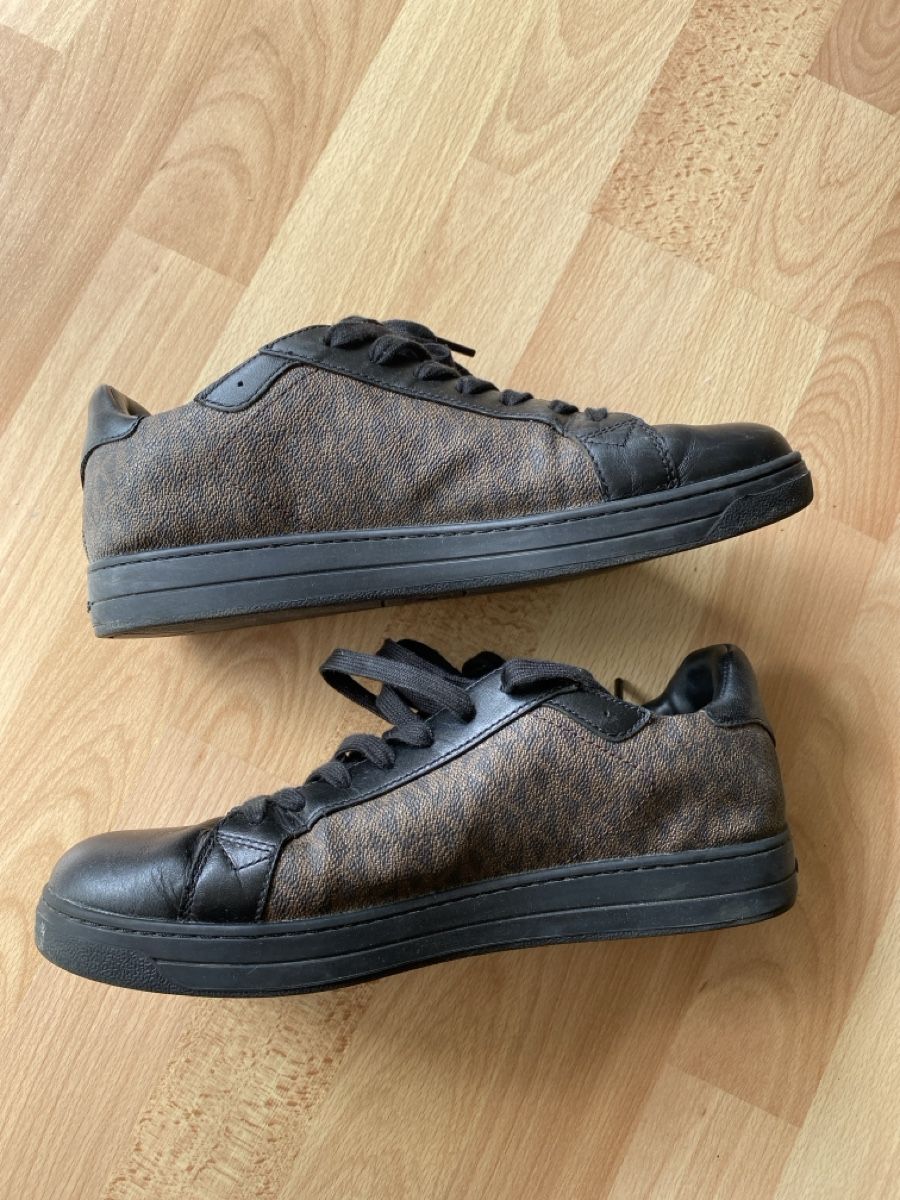 Michael Kors Chaussures hommes: Herren-Lederschuhe von MK – D'occasion à Herisau par Markis_one 1