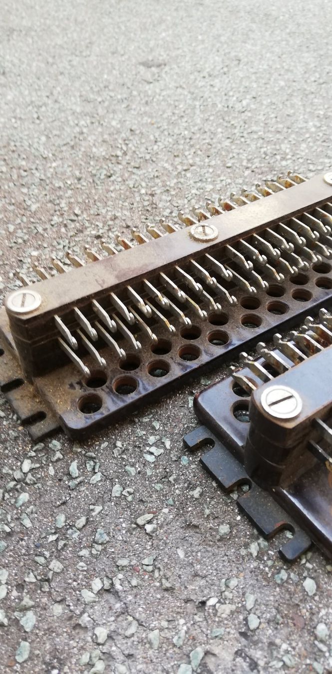 Componenti elettronici: 3 alte Lötleisten ab 1Fr. – Usato da Thun venduto da Matthias72 3