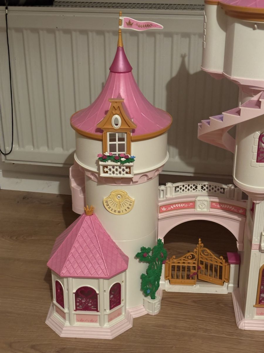 Playmobil Spielzeuge: Playmobil Schloss – Gebraucht aus Hilfikon von Elodie1990 2